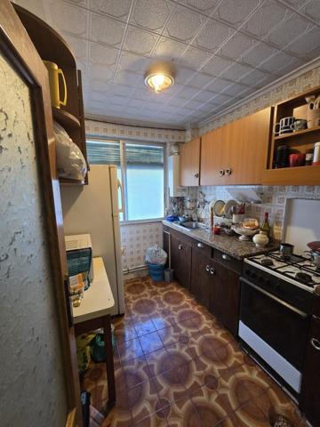 Acogedor Piso en la Colonia Requena, Alicante - Oportunidad Única photo 0