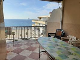 Con licencia turística (2 apartamentos en uno) ideal para inversión en 1º línea de Playa Levante photo 0
