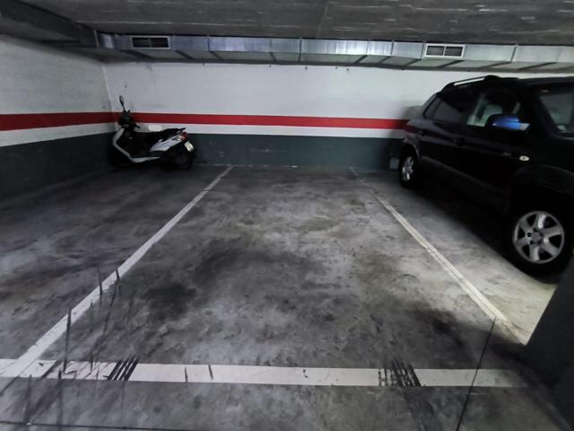 Plaza de garaje en Vía Parque - www.inmobiliarialesdunes.com photo 0