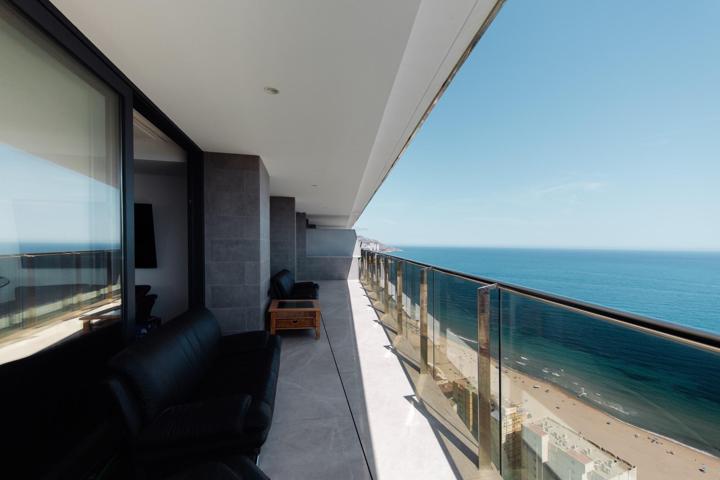 Piso excepcional de 3 dormitorios en Sunset Cliffs, Playa de Poniente - www.inmobiliarialesdunes.com photo 0