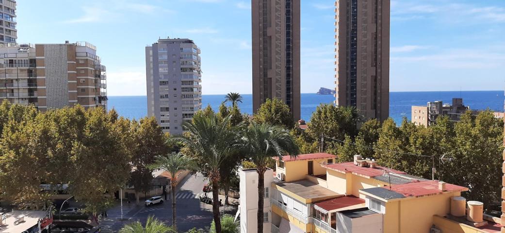 Piso de 2 dorm. reformado a 100 metros de la Playa de Levante - www.inmobiliarialesdunes.com photo 0