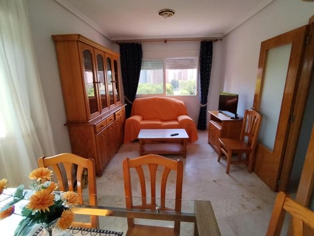 Apartamento de 3 dormitorios, 2 baños, garaje incluido, esquina. photo 0