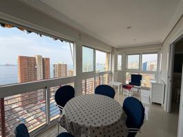 Apartamento reformado de esquina en segunda línea playa de Levante, excelentes vistas al mar. photo 0