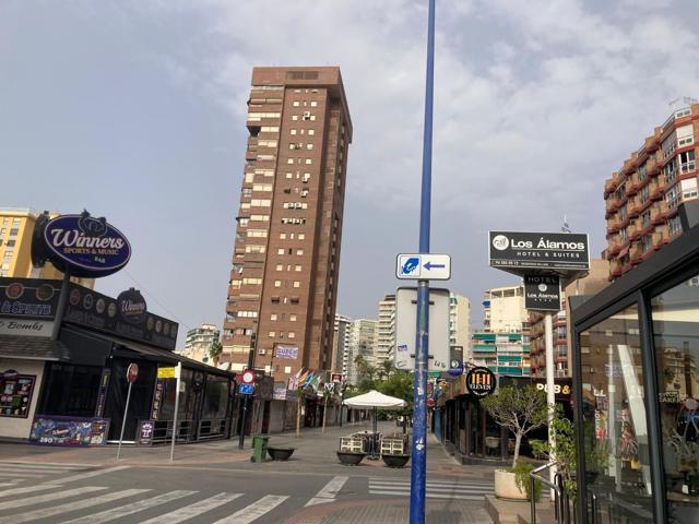 Plaza de garaje en la plaza triangular de Benidorm www.inmobiliarialesdunes.com photo 0