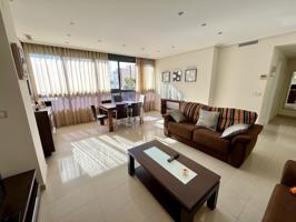 Amplio piso de 2 dormitorios con garaje en Gemelos 26 - www.inmobiliarialesdunes.com photo 0