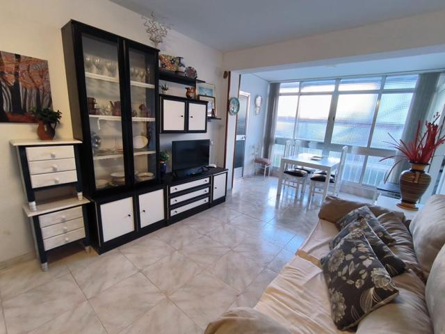Piso En venta en Avenida Del Mediterraneo, Benidorm photo 0