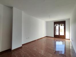 Piso en venta en Ronda de 130 m2 photo 0