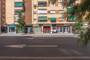 PLAZA DE APARCAMIENTO EN --ARABIAL -GRANADA photo 0