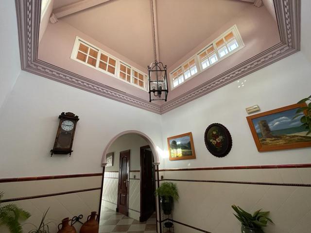 CASA UNIFAMILIAR EN VENTA EN CHICLANA!! photo 0