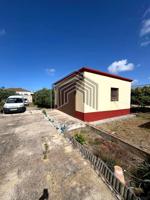 SE VENDE CASA CON PARCELA EN LA ZONA DE LA LAGUNA photo 0