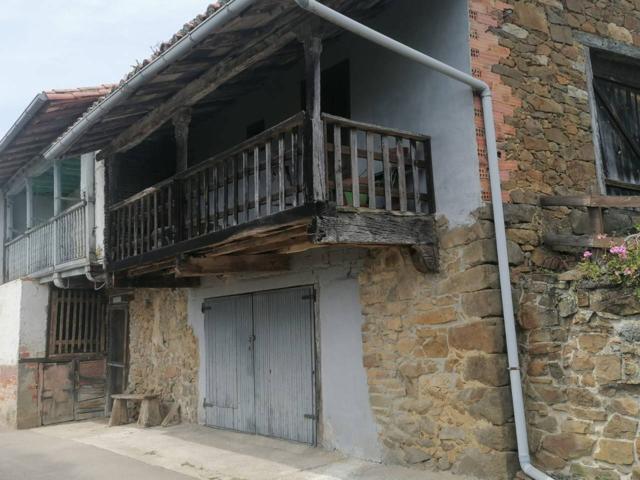 Venta de 2 casas de piedra juntas para rehabilitar en Piloña photo 0