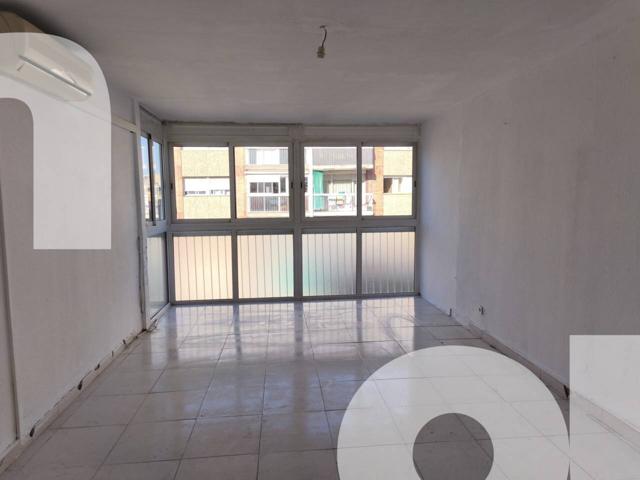 Piso en venta en Santa Perpètua de Mogoda photo 0