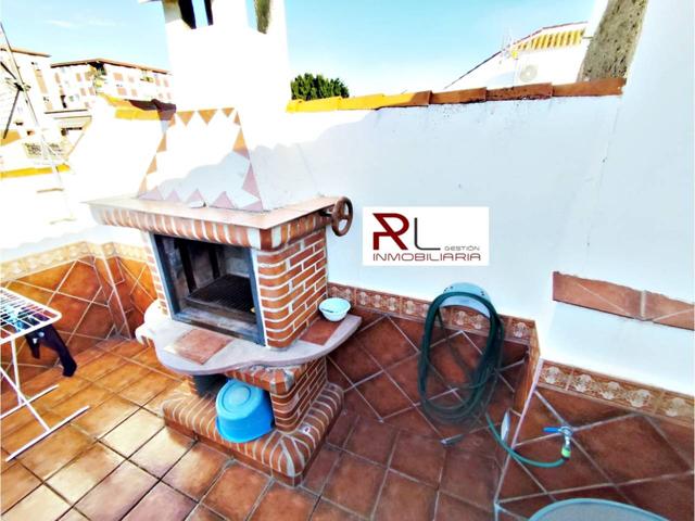 PRECIOSO PISO CONTERRAZA, 4 DORMITORIOS Y BARBACOA EN CAMPANILLAS photo 0