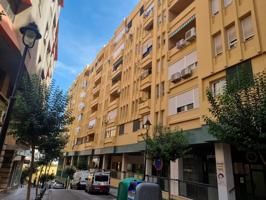 PISO MUY LUMINOSO EN CALLE PABLIO MAYAYO, JUNTO A PLAZA ALTA photo 0