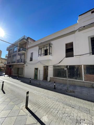 EDIFICIO PARA REHABILITAR COMPLETAMENTE EN PLENO CENTRO photo 0