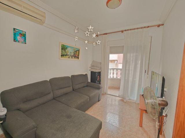 Se vende piso en Torrevieja centro photo 0