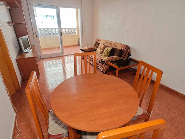 Piso céntrico con 2 habitaciones en Torrevieja photo 0