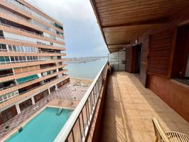 Piso de 3 habitaciones con vistas al mar en Torrevieja photo 0
