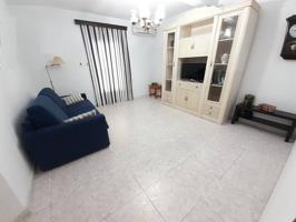 Casa en venta en Coria photo 0
