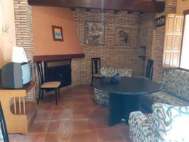 Casa en venta en Torrejoncillo photo 0