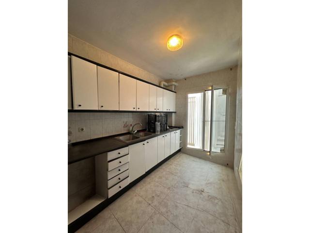 Piso en venta en Coria photo 0