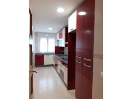 Piso en venta en Coria photo 0