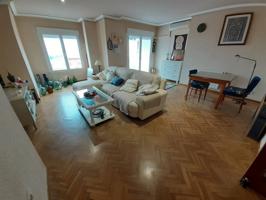 Piso en venta en Coria photo 0