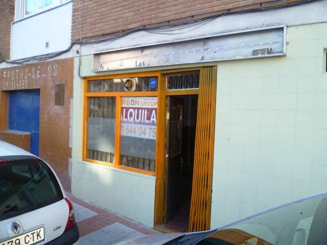 Local en alquiler en Casco Antiguo photo 0