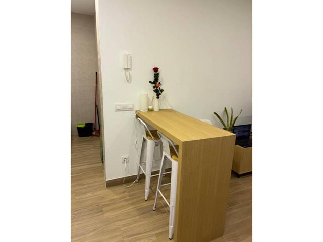 Se alquila dos habitaciones, en la zona centro de Alcalá de Henares, totalmente amueblado a estrenar, se comparte baño, photo 0