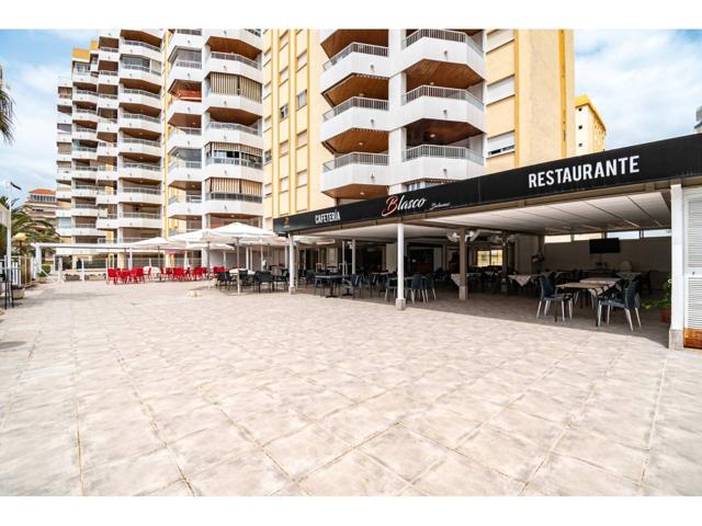 Restaurante en venta en Playa de Gandia photo 0