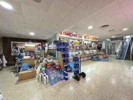 TRES LOCALES EN MERCADO CANALEJAS, ALICANTE photo 0