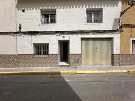 Casa para reformar en el centro de Sax, Alicante. photo 0