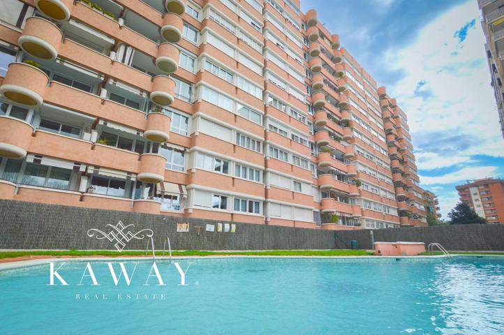 Piso en venta en Barcelona de 135 m2 photo 0