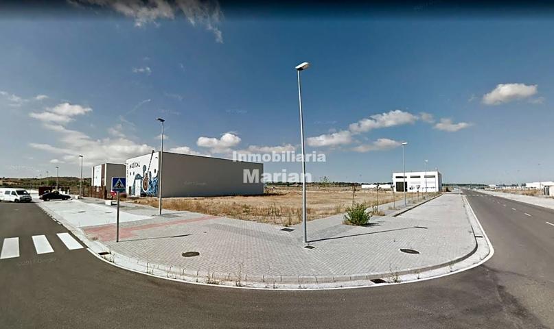 Terreno en venta en Aranda de Duero de 1000 m2 photo 0