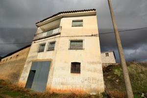 Casa - Chalet en venta en Castrillo de Don Juan de 279 m2 photo 0