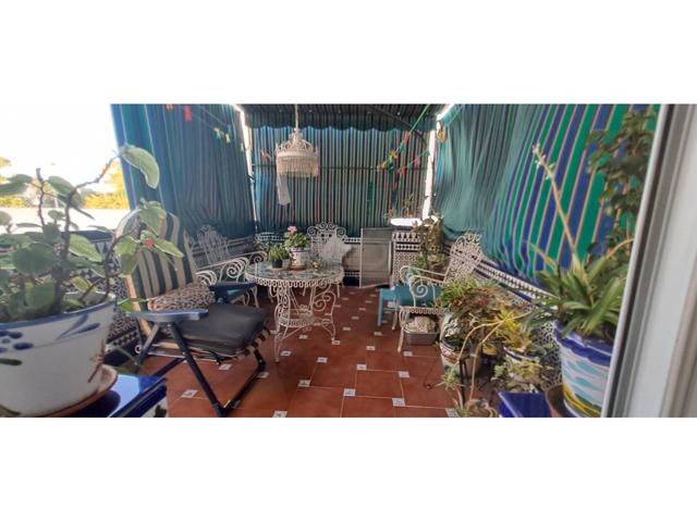 Planta alta de casa en Bellavista, zona Avda Bellavista, consta de 4 dormitorios, amplio salón-comedor con chimenea, sal photo 0