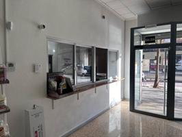 Alquiler de local comercial en València Capital con 238 m² photo 0