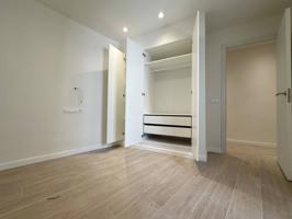 Venta de piso en València Capital. CON ASCENSOR photo 0