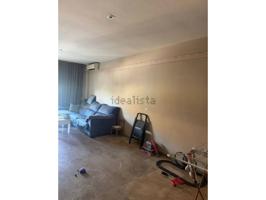 Venta de un piso en Emperador. CON ASCENSOR Y PLAZA DE GARAJE photo 0