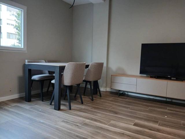 Venta de piso en València Capital. CON ASCENSOR photo 0