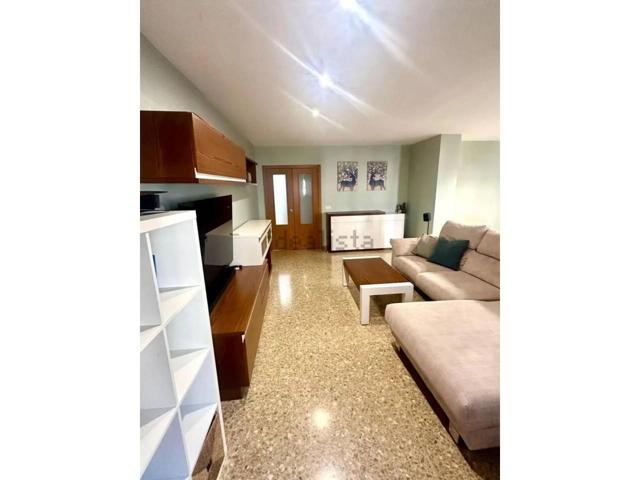 Venta de piso en Paterna. CON ASCENSOR Y PLAZA DE GARAJE photo 0