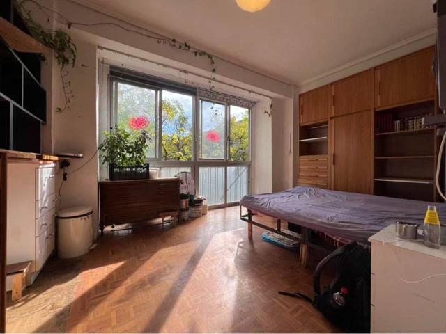 Venta de piso en València Capital. CON ASCENSOR photo 0