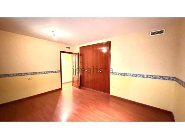 Venta de piso en València Capital. CON ASCENSOR photo 0