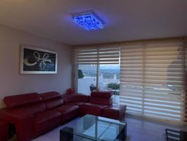 ¡Espectacular chalet en venta en Chiva! photo 0