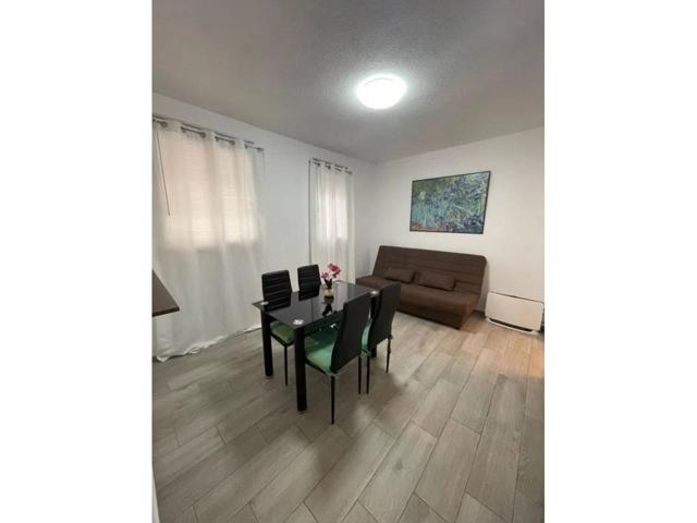 Venta de un piso en planta baja en València Capital. photo 0