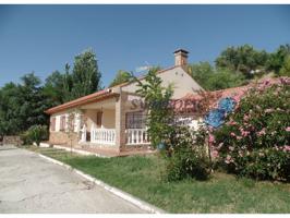 Chalet unifamiliar en venta en Nuevo Chinchon photo 0