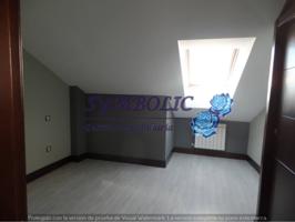 Duplex en venta en Centro-Parque de La Manguilla photo 0