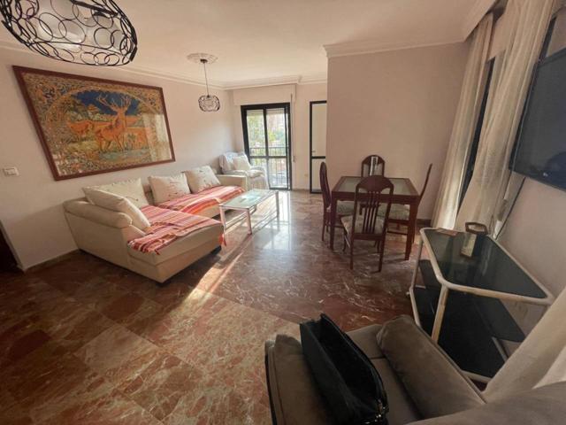 Piso en venta en Las Delicias-Girón-25 Años de Paz(29003) photo 0