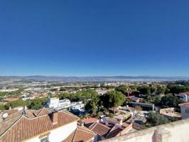 Estupenda y amplia casa en Pinos de alhaurin photo 0