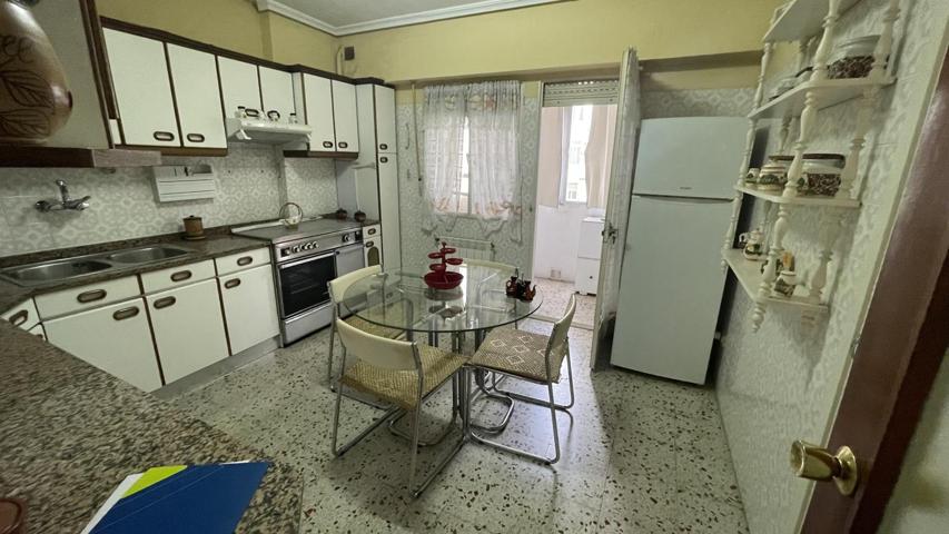 VENDO PISO ZONA ALTA LUMINOSO CON 2 TERRAZAS photo 0